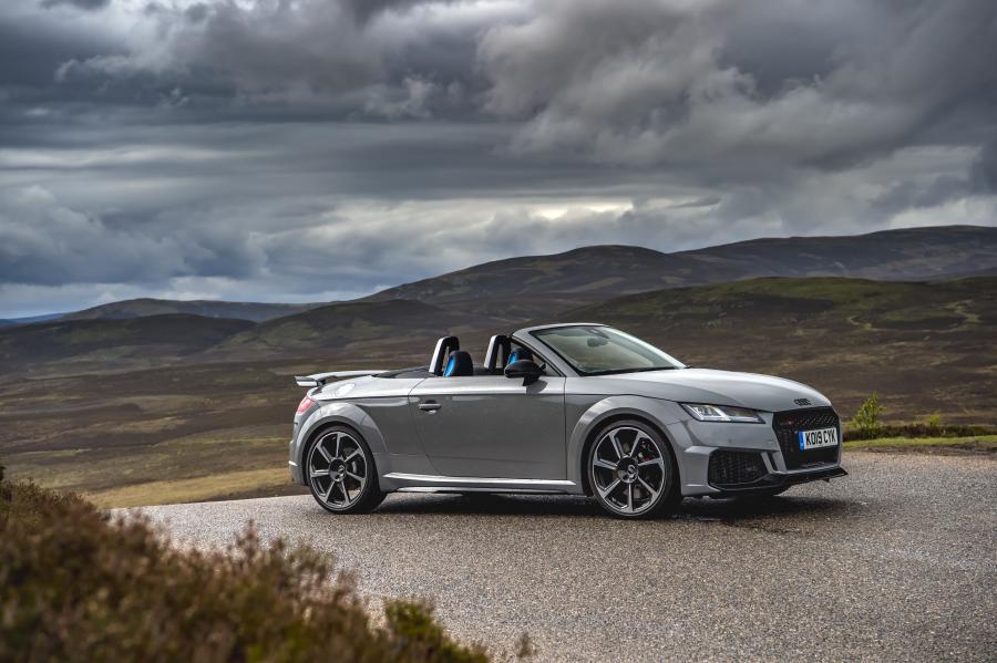  Audi TT RS Roadster (8S) 2019 года  (UK) (фото 29 из 36)